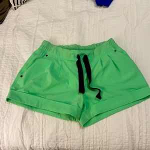 Lululemon shorts Size 6